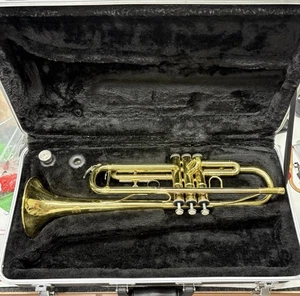 🎺 Bundy TR120 Trumpet - Student Model w/ Case & Mouthpiece - Good Condition - Picture 1 of 23