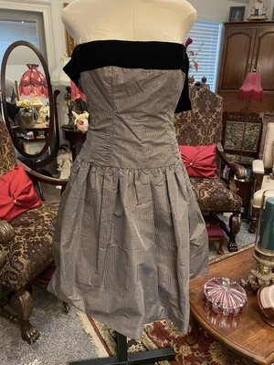 Vestido sin tirantes vintage (década de 1980) Morton Myles/Saks Fifth Avenue Foto 1 de 4