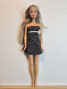 2005 Barbie Fashion Fever Doll Black Dress Figure HO644 EUC C177 - Picture 1 of 18