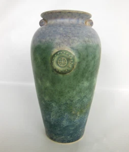 CONWY POTTERY Medallion Vase Wales Heritage Collection Green Blue Mottled Glaze - Picture 1 of 7