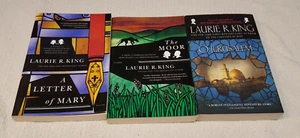 Lot of 3 Book by Laurie R. King - Mary Russell & Sherlock Holmes TRADE PAPERBACK - Imagen 1 de 9