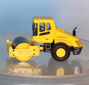 NZG 475,- Spur H0/ Maßstab 1:87-, Bomag Walze, gelb, Metall-Modell - Picture 1 of 7