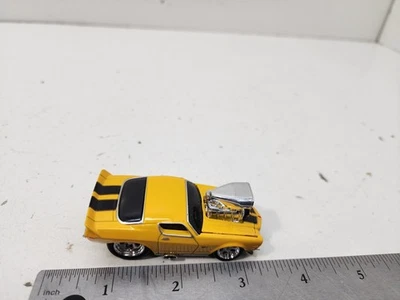 Camaro Muscle Machines '71, rayas amarillas/negras-raro escala 1:64 Funline 2004 Foto 1 de 4