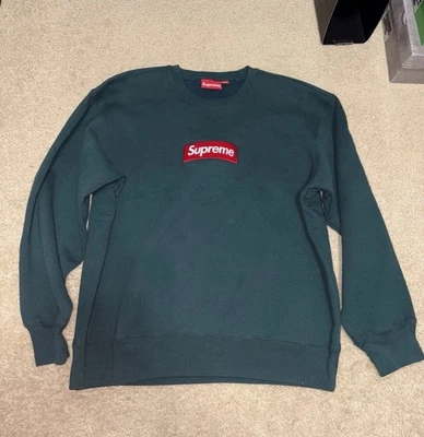 Talla Grande - Supreme Box Logo Cuello Redondo (FW22) Verde Pino Oscuro Manga Larga Foto 1 de 4