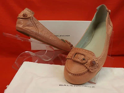 NIB BALENCIAGA ARENA MAUVE ROSE WRINKLED LEATHER STUDDED BELTED FLATS 35.5 5 - Image 1 of 4