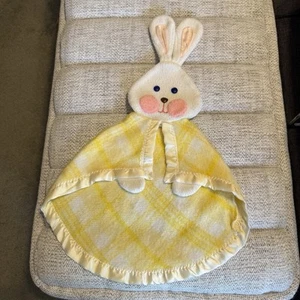 Vintage 1979 Fisher Price gelb kariert Hase verliebter Satinbesatz Fleece Sicherheit - Bild 1 von 11
