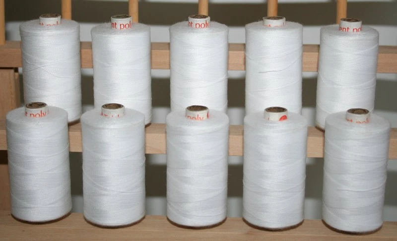 NEW 10 LARGE Spools of 3 ply 1000M WHITE QUILTING SEWING SERGER THREAD - Image 1 of 1