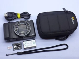 Sony Cyber-Shot DSC-HX60 / 20.4MP 30X Optical Zoom/ Full HD/ in Eng + 32 GB - Picture 1 of 19