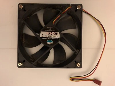 Ventola Cooler Master 120mm 12V 0,16A per Chassis PC Fisso Desktop - Immagine 1 di 2