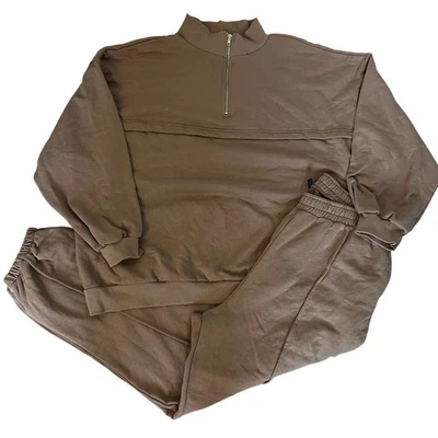 Conjunto de sudadera y pantalones deportivos Boohoo tostados Foto 1 de 4