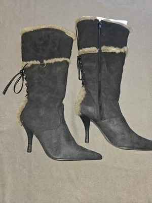 Botas de Colección Y2K Charlotte Russe Negras Gamuza Piel Sintética Talla 8 Nuevas en Caja Foto 1 de 4