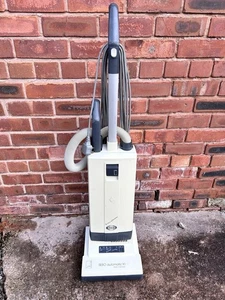 Sebo Automatic X1 Vacuum cleaner - Fully Tested And Working - Picture 1 of 10