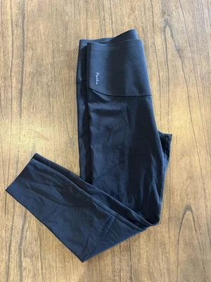 "Leggings Franka esculpidos negros pequeños entrepierna de 23""" Foto 1 de 4