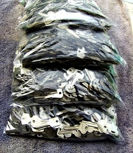 4 pounds of new uncut key blanks House,Cars… Locksmith, Hobbies, Crafts - Picture 1 of 2
