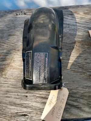 Kawasaki kz400d3 1976, guardabarros interior trasero Foto 1 de 4