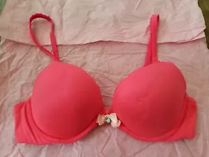 Victoria Secret Body By Victoria Bra 34C - Picture 1 of 6
