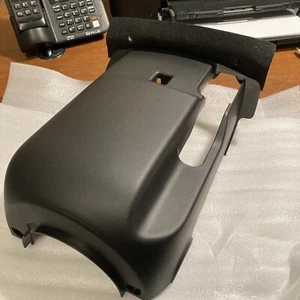 2022 2023 MITSUBISHI OUTLANDER LOWER STEERING COLUMN HOUSING 484706RB0a Genuine - Picture 1 of 3