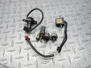 Honda CBR600 F4i 2001 01-03 bobina de pulso engranaje velocidad temperatura sensor de presión de aceite lote - Imagen 1 de 9