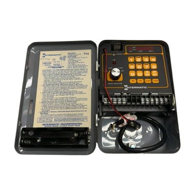 Intermatic ET1716 Electronic Seven Day Time Switch, 120/240/277V, 60Hz, ET716CK - Image 1 of 4
