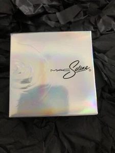 NIB Authentic MAC Selena La Reina LA LEYENDA Extra Dimension Skinfinish LIMITED - Picture 1 of 4
