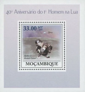 First Man On The Moon Apolo 11 Earth Space Stamp Mini Sov. Sheet MNH - Picture 1 of 1