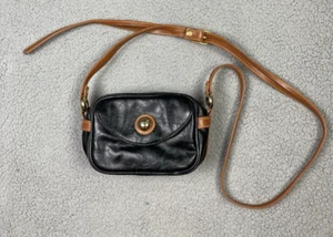 Vintage Capezio Crossbody Purse Black Brown Trim Faux Leather Camera Bag Pocket - Picture 1 of 13
