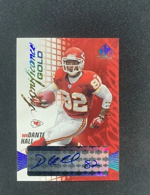 Dante Hall 2004 Upper Deck SP Significance Gold Auto /10 - Image 1 of 2