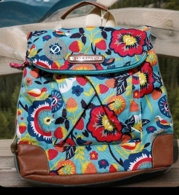 Mochila Lily Bloom Correa Ajustable Fresa Campos Bolso Pájaros Floral 11"x12" Foto 1 de 4