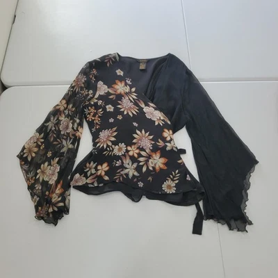 Camisa Sioni Para Mujer XL Negra Floral Envolvente Corbata Cintura Transparente Manga Campana Seda Hada Foto 1 de 4