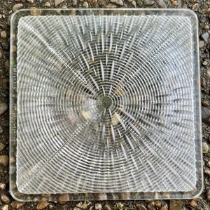 "Cubierta de luz de pantalla de vidrio vintage HOLOPHANE #739 8 1/2"" x 8 1/2"" cuadrada" - Imagen 1 de 7