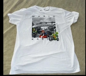 NEW Mario Kart Men’s T-shirt White Mario Luigi Yoshi - Picture 1 of 4