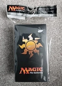 Magic The Gathering Deck Box With Dice Tray Holds 80 Sleeved Cards - Picture 1 of 2