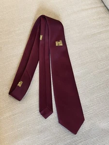 Wentworth Golf Club Neck Tie - Old Style Burgundy With Gold Castle Logo. VGC - Picture 1 of 6