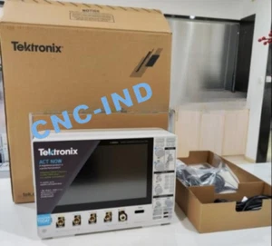 TEKTRONIX MDO34 3-BW-200 Oscilloscope MDO34 3-BW-200 - Picture 1 of 1