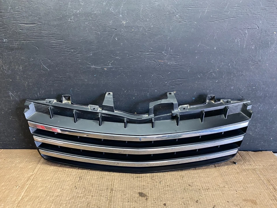 Parrilla superior parachoques delantero Kia Borrego 2008 a 2012 O6268 OEM DG Foto 1 de 4