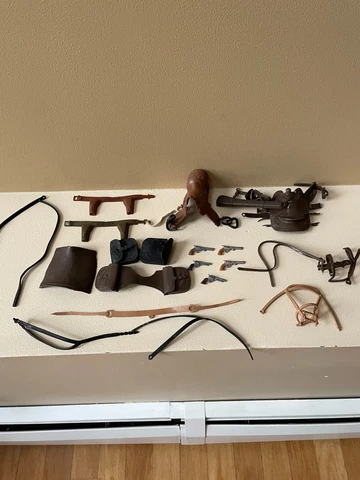 HUGE LOT VINTAGE GABRIEL LONE RANGER & MARX REVOLVERS GUN HOLSTERS SADDLES MORE Cover