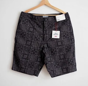 Reyn spooner casual printed hawaiian Uniqlo chino shorts size Medium - Picture 1 of 8