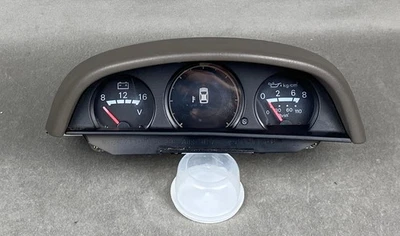 97 98 99 MITSUBISHI MONTERO SPORT INCLINOMETER OIL BATTERY COMPASS GAUGE CLUSTER - Image 1 of 4