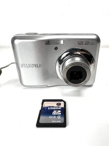 Fujifilm Compact Digital Camera FinePix A235 12.2MP Argento AA Battery - Tested - Imagen 1 de 21