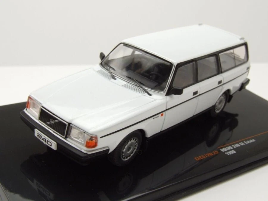 Volvo 240 GL Station Wagon 1/43 1990 Bianca IXO CLC572N.22