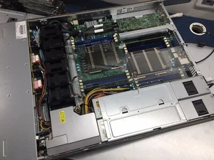 SUPERMICRO - Serveur 1U 8x SFF - Photo 1/5