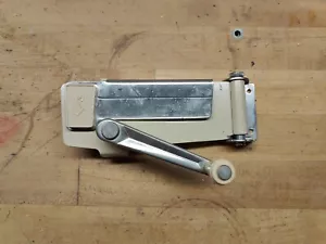 Swing-A-Way Vintage Wall Mount Handy Can Opener - Picture 1 of 4