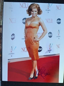 BEAUTIFUL JESSICA SIMPSON RED CARPET SIGNED PHOTO - 280mm x 360 mm - Picture 1 of 2