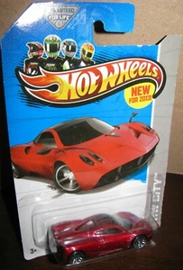 Hot Wheels 2013 HW City Street Power #8  Pagani Huayra   Red - Picture 1 of 5