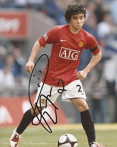 MAN UNITED: RAFAEL SIGNED 10x8 ACTION PHOTO+COA - Picture 1 of 1