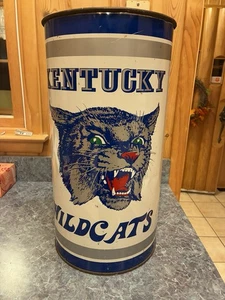 Vintage University of Kentucky Wildcats Metall Mülleimer 19" hoch - Bild 1 von 6