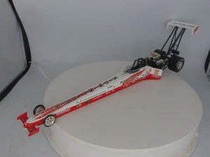ACTION 1996 MIKE AUSTIN RED WINGS SHOES TOP FUEL DRAGSTER NHRA 1:24 - Picture 1 of 7