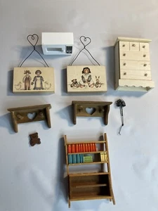 Lotto mobili in miniatura casa delle bambole - Foto 1 di 5