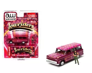 1957 CHEVROLET SUBURBAN LOWRIDER ROSA 1/64 MODELLO PRESSOFUSO AUTO MONDO CP8021 - Foto 1 di 1