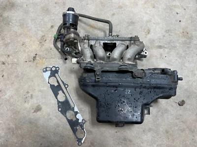 Colector de admisión híbrido Honda Civic 2003-2005 y caja de aire con junta Foto 1 de 4